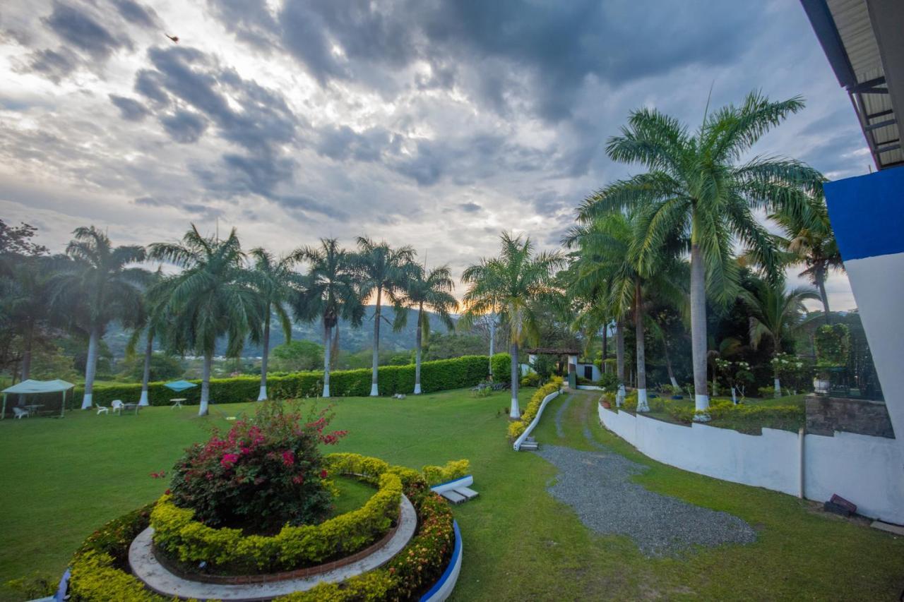 Hotel Villa Alicia San Jerónimo エクステリア 写真